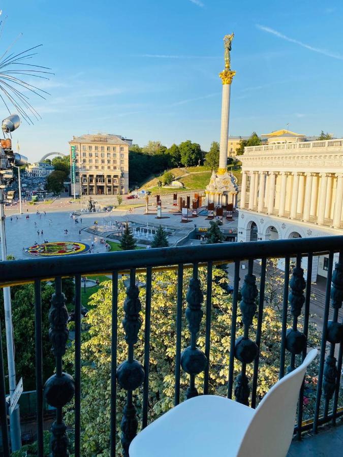 Amazing View Of Independence Square Apartment Kyiv Exterior photo